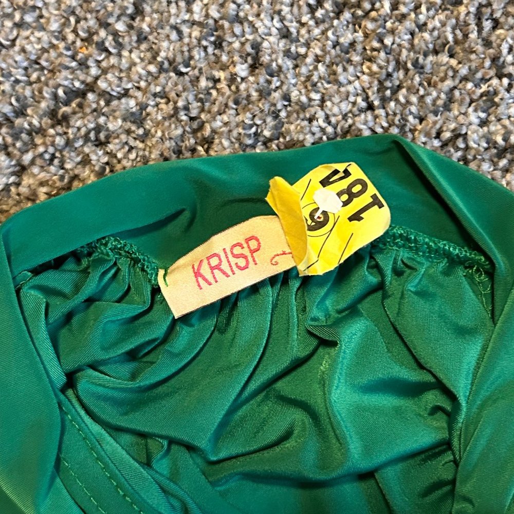 KRISP Green Ruffle Halter Tank Top - Picture 2 of 4